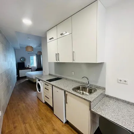 Charming Ii Apartment Funchal (Madeira)