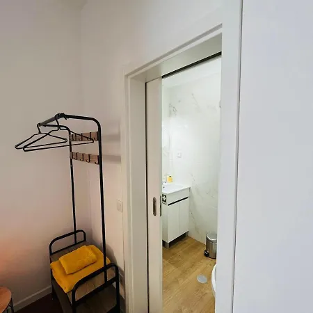 Charming Ii Apartment *