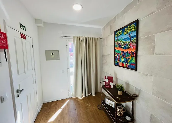 Charming Ii פונשל