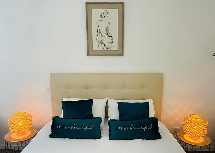 דירה Charming Ii